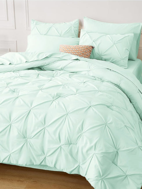 Marquis Luxurious Pinch Pleated All-Season Comforter With  Pillow Shams